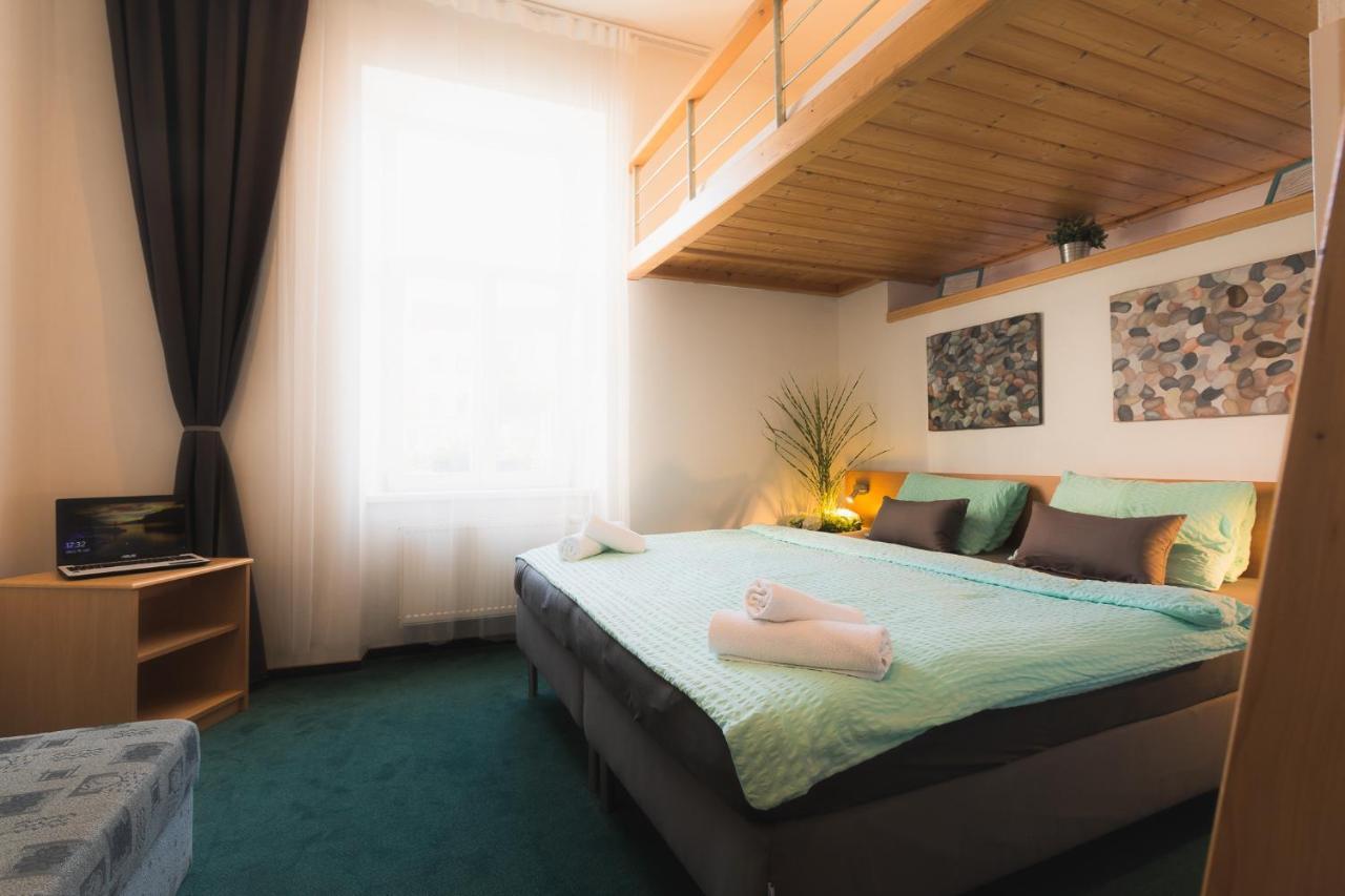 Penzion U Vlka Ceske Budejovice Dış mekan fotoğraf